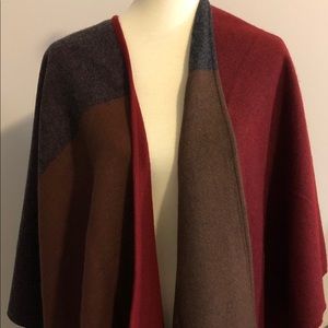 UNIQLO One Size Fits Most Poncho - Red/Brown/Gray